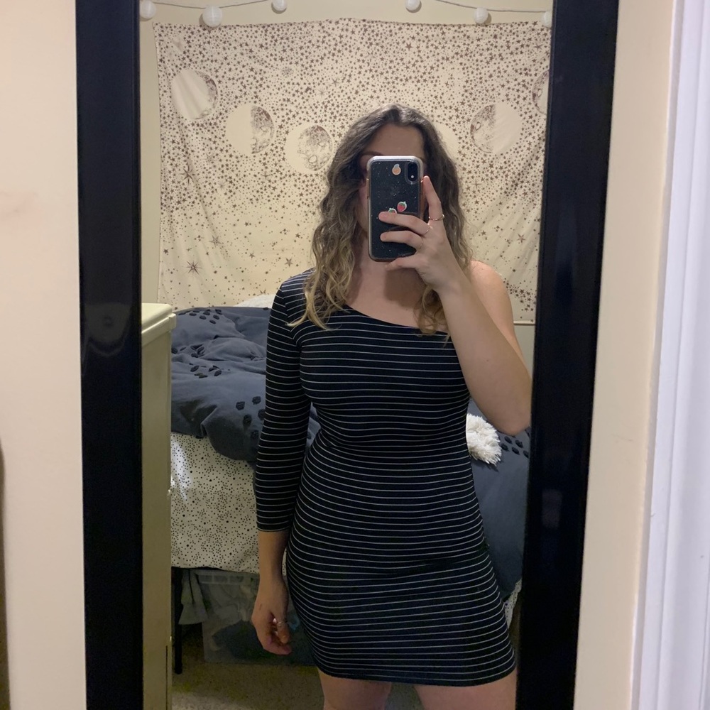 never worn one shoulder bodycon striped midi dress